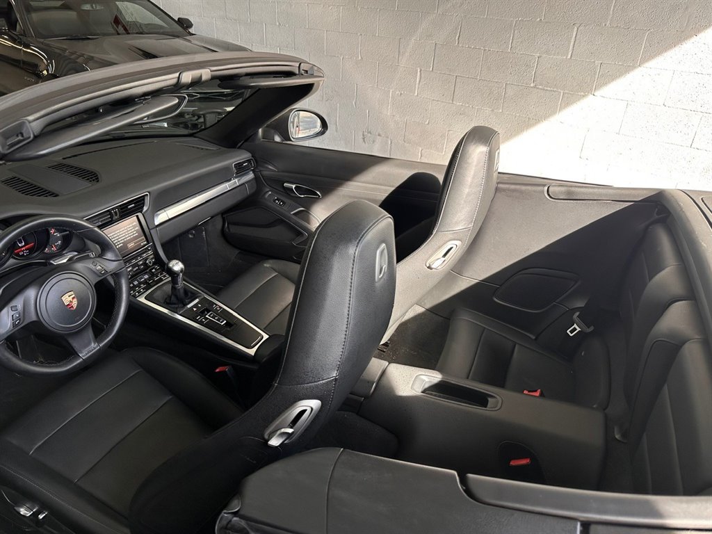 2014 Porsche 911 Carrera photo