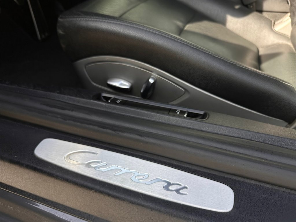 2014 Porsche 911 Carrera photo