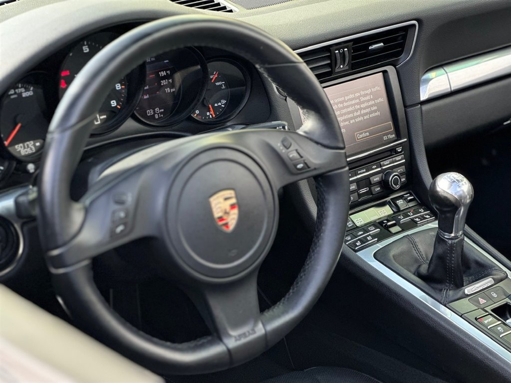 2014 Porsche 911 Carrera photo