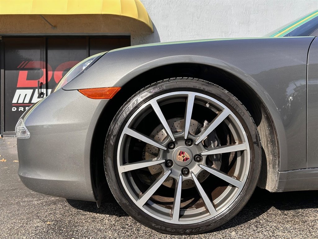 2014 Porsche 911 Carrera photo