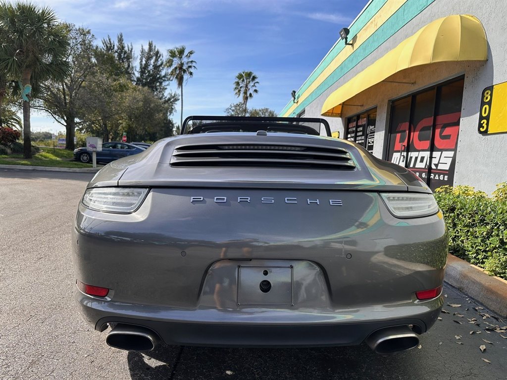 2014 Porsche 911 Carrera photo