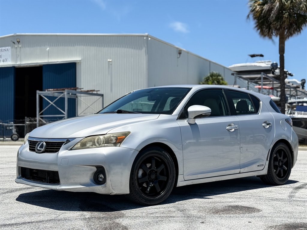 2012 Lexus CT - $4,880