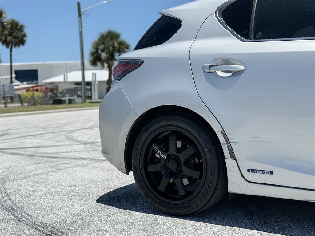 2012 Lexus CT - $4,880