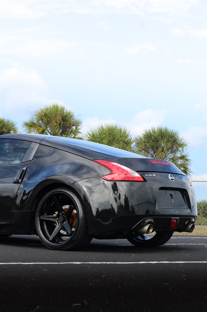 2017 Nissan 370Z - $13,999