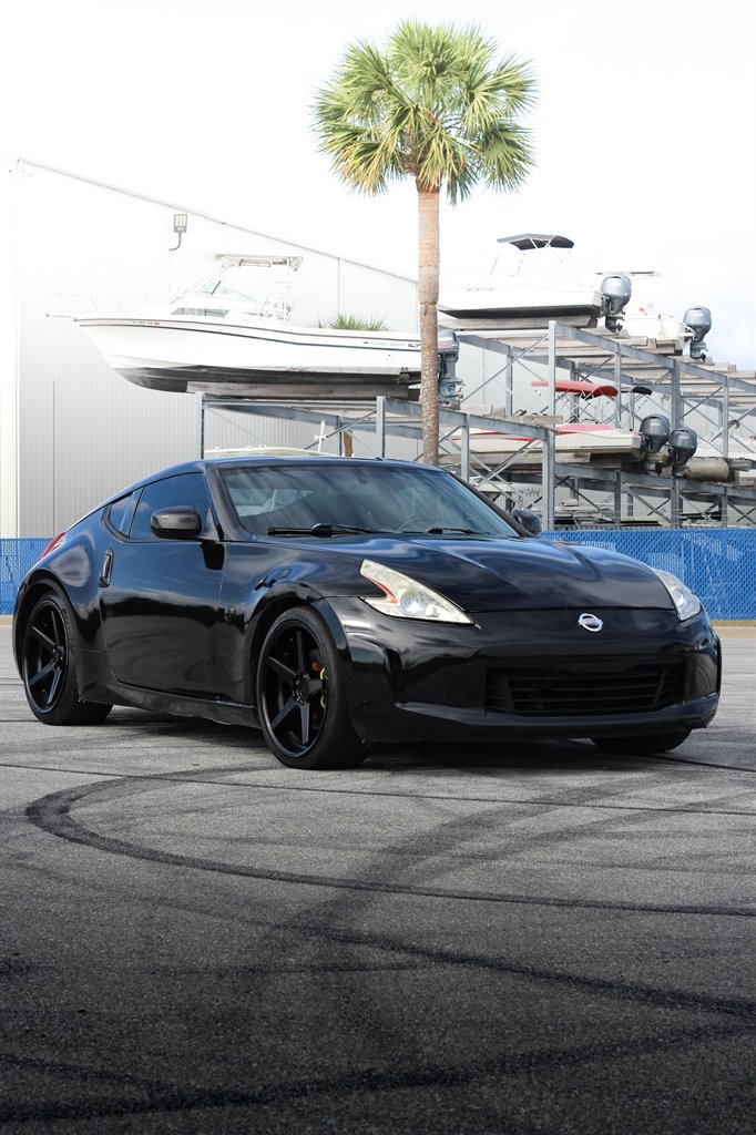 2017 Nissan 370Z - $13,999