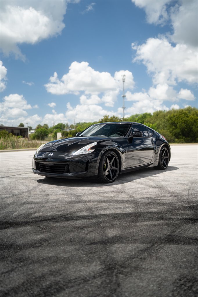 2017 Nissan 370Z - $13,999