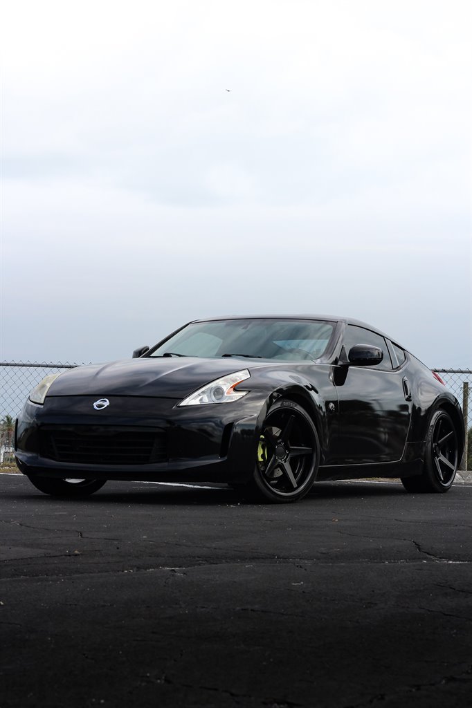2017 Nissan 370Z - $13,999