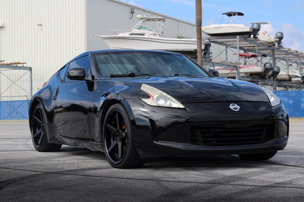 2017 Nissan 370Z - $13,999