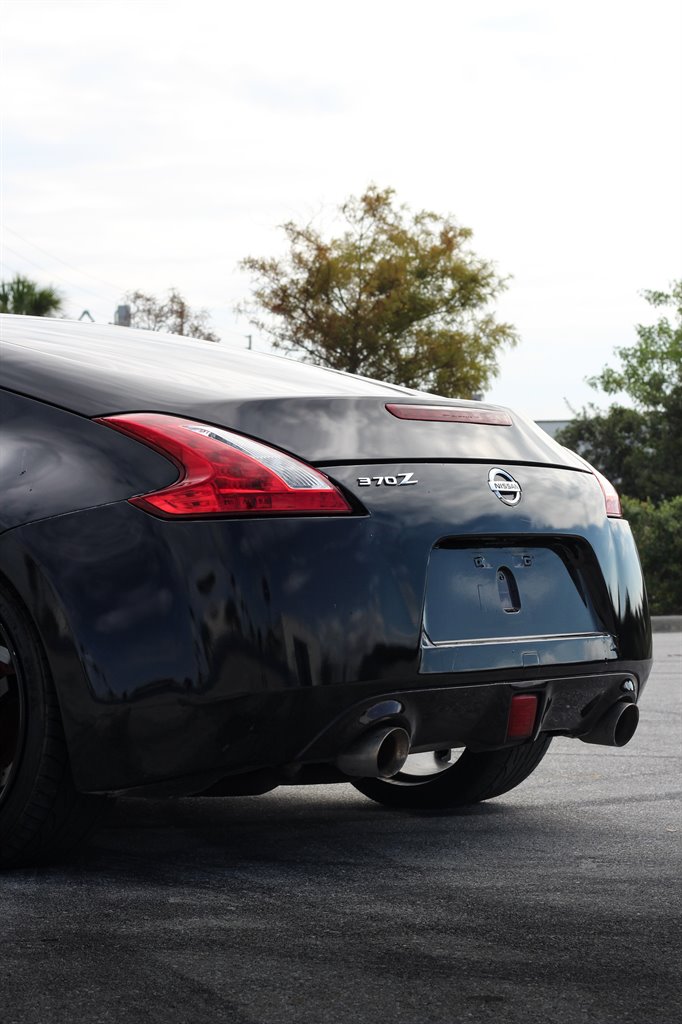 2017 Nissan 370Z - $13,999