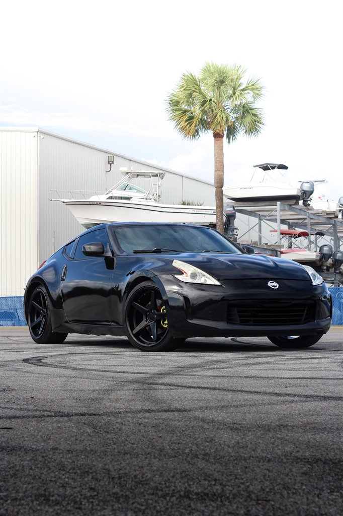 2017 Nissan 370Z - $13,999