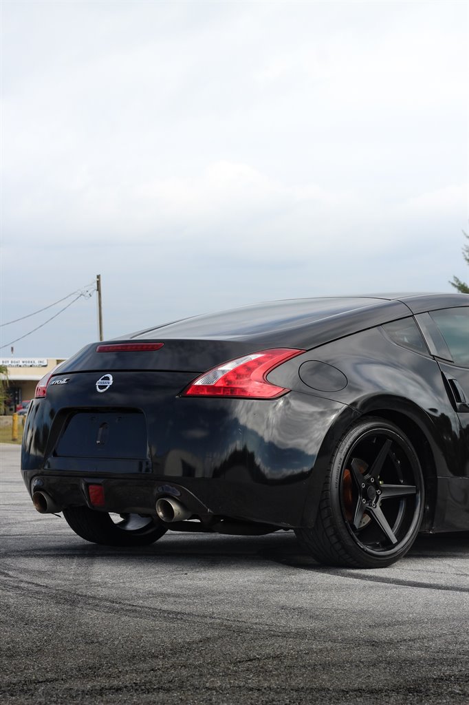 2017 Nissan 370Z - $13,999