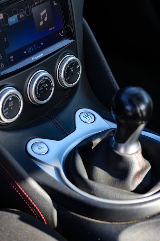 2010 Nissan 370Z - $22,800