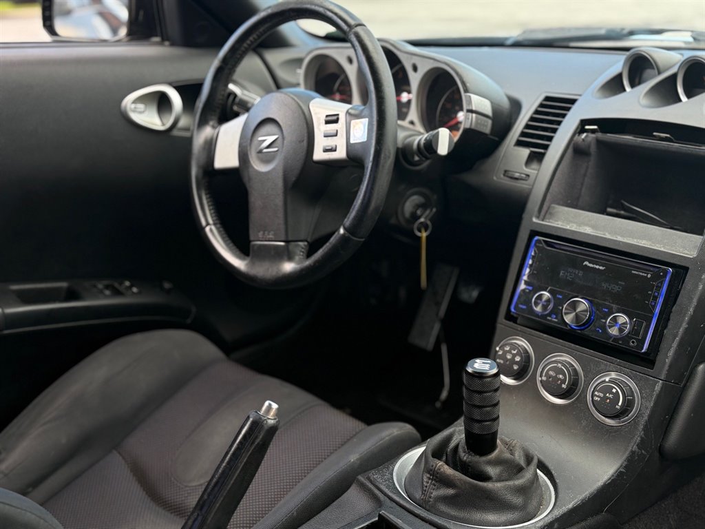 2005 Nissan 350Z - $9,999