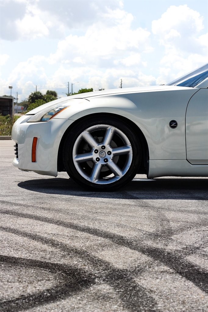 2003 Nissan 350Z - $8,999