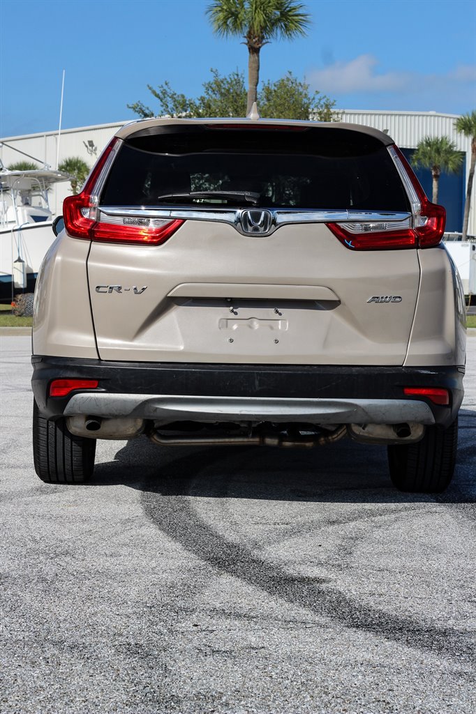 2017 Honda CR-V - $14,880