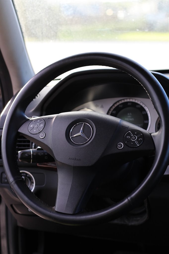 2012 Mercedes-Benz GLK-Class - $7,800