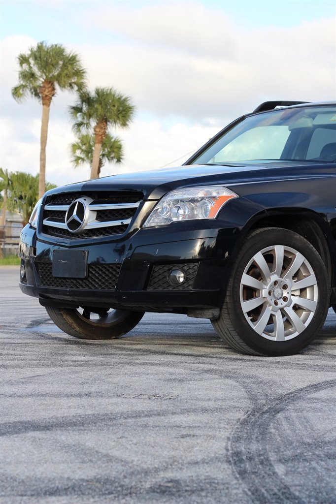 2012 Mercedes-Benz GLK-Class - $7,800