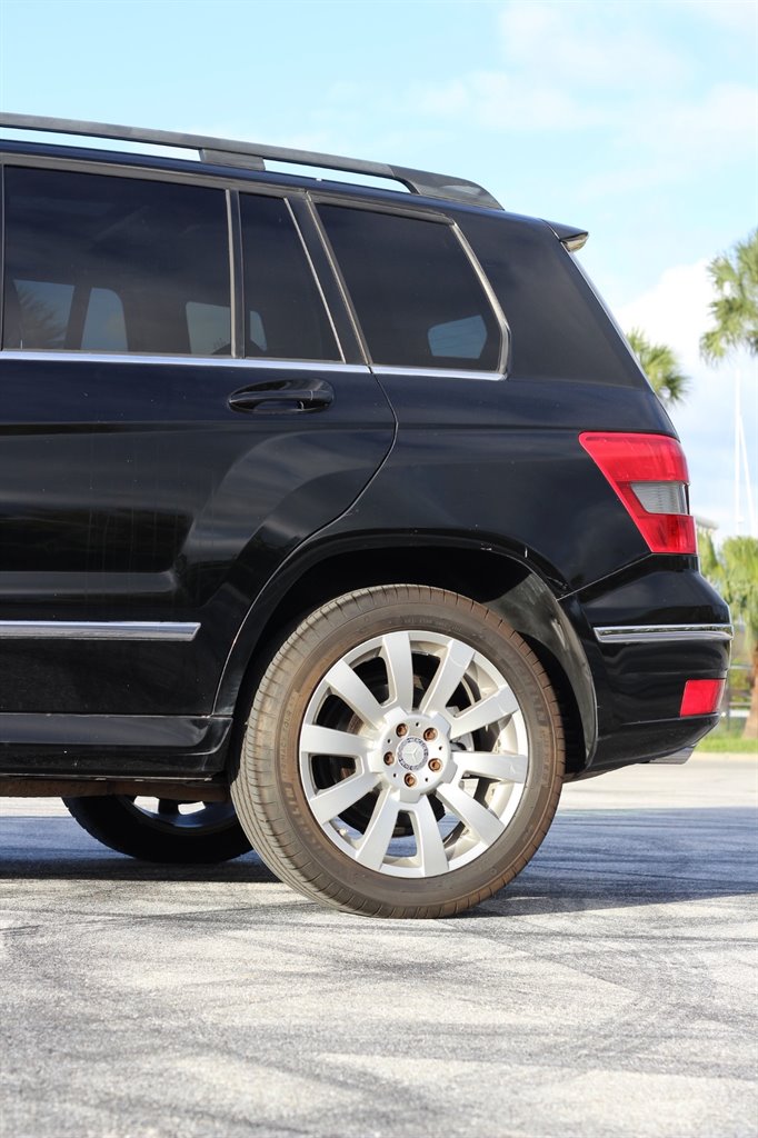 2012 Mercedes-Benz GLK-Class - $7,800
