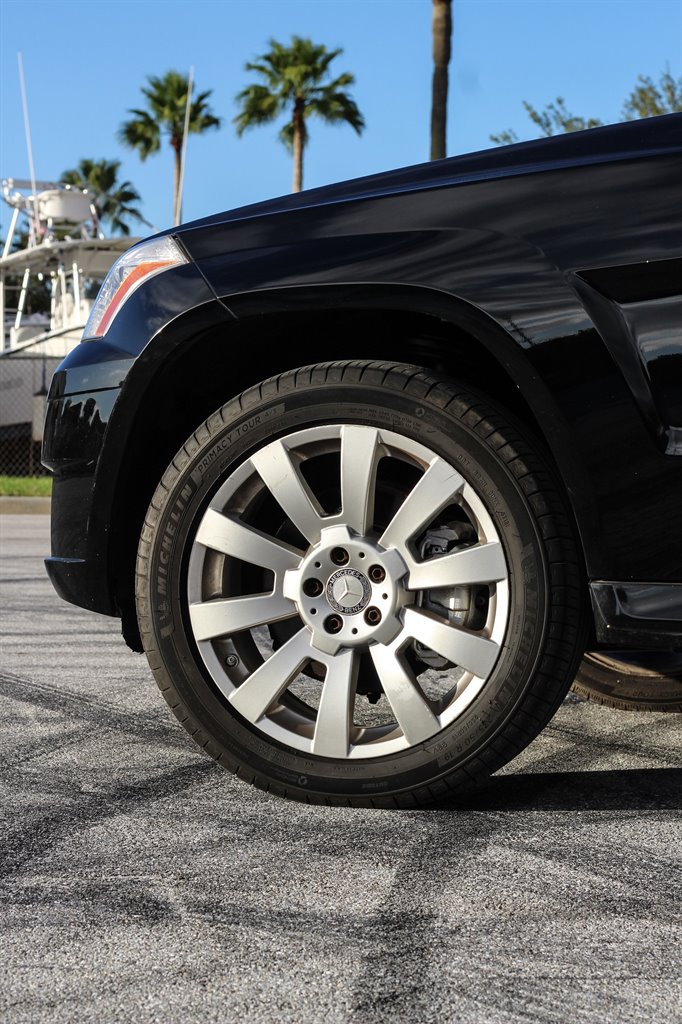 2012 Mercedes-Benz GLK-Class - $7,800