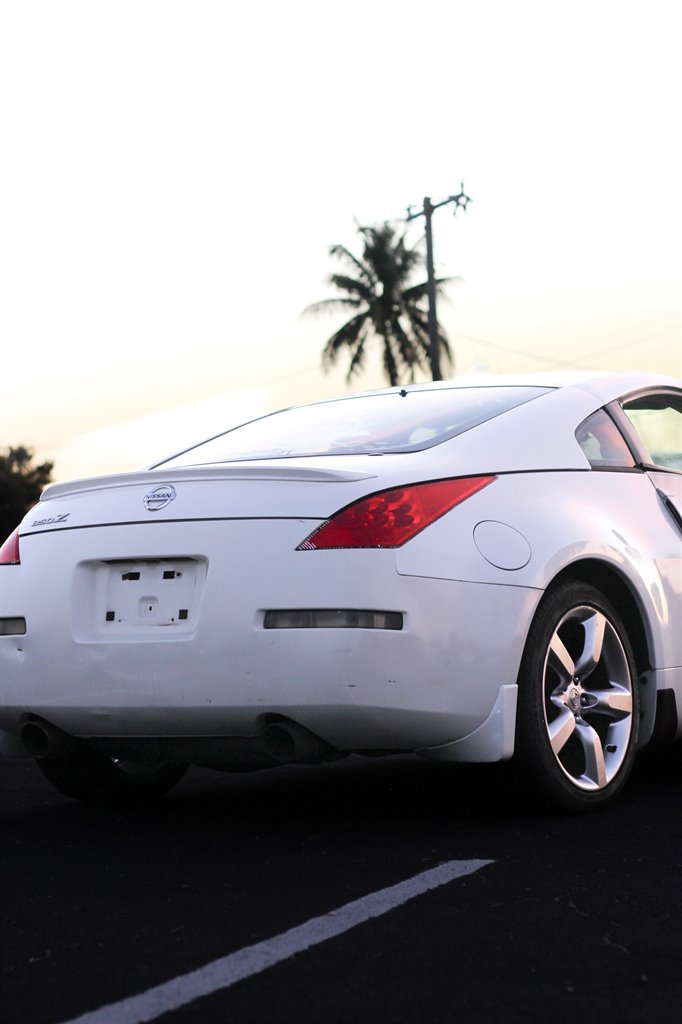 2007 Nissan 350Z - $7,999