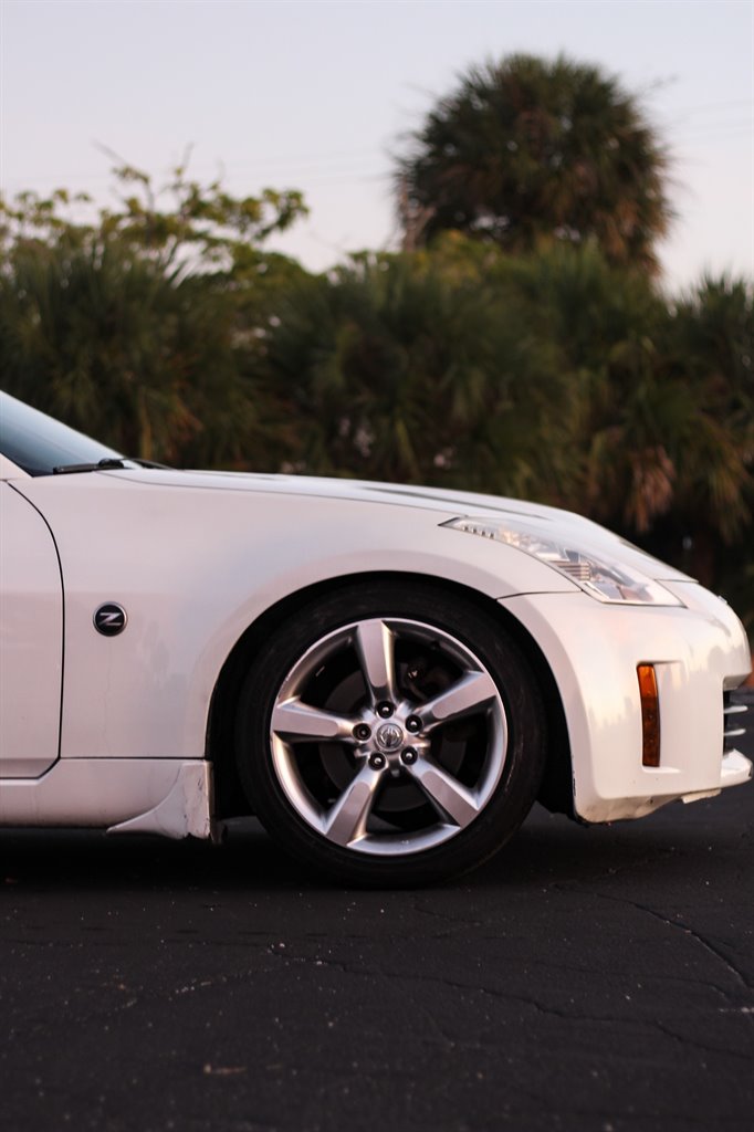 2007 Nissan 350Z - $7,999