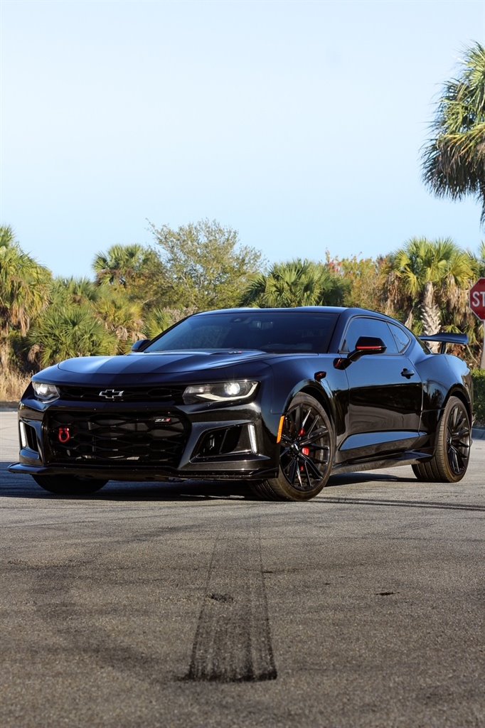 2022 Chevrolet Camaro - $27,888