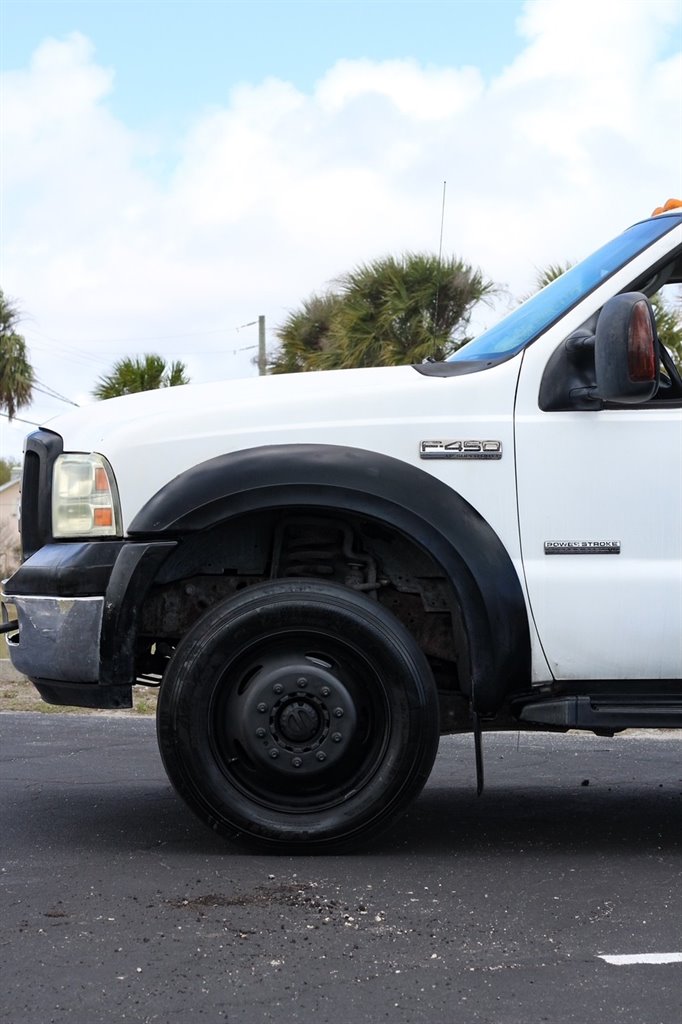 2006 Ford F-450 - $9,999