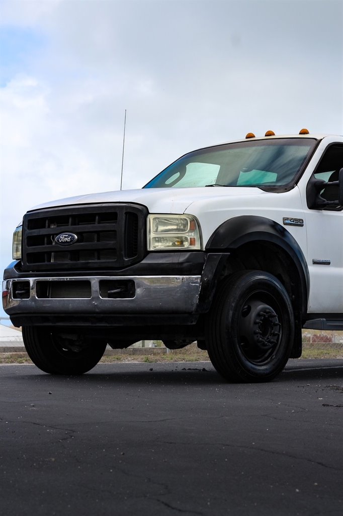 2006 Ford F-450 - $9,999