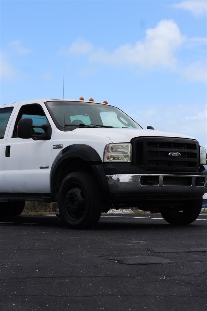 2006 Ford F-450 - $9,999