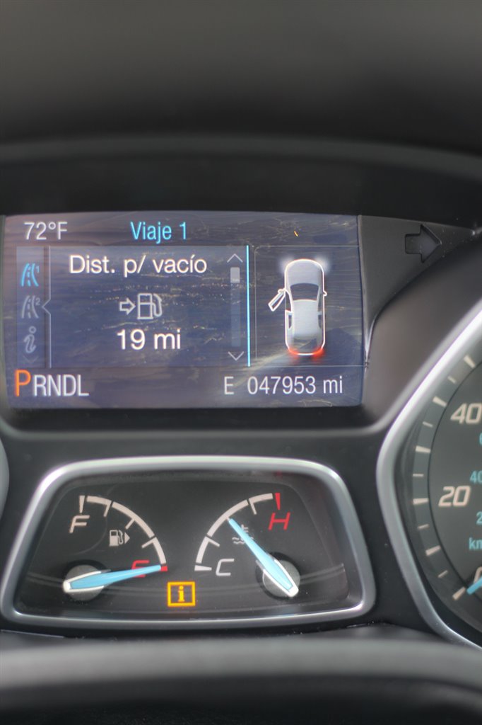 2014 Ford Focus - $6,400