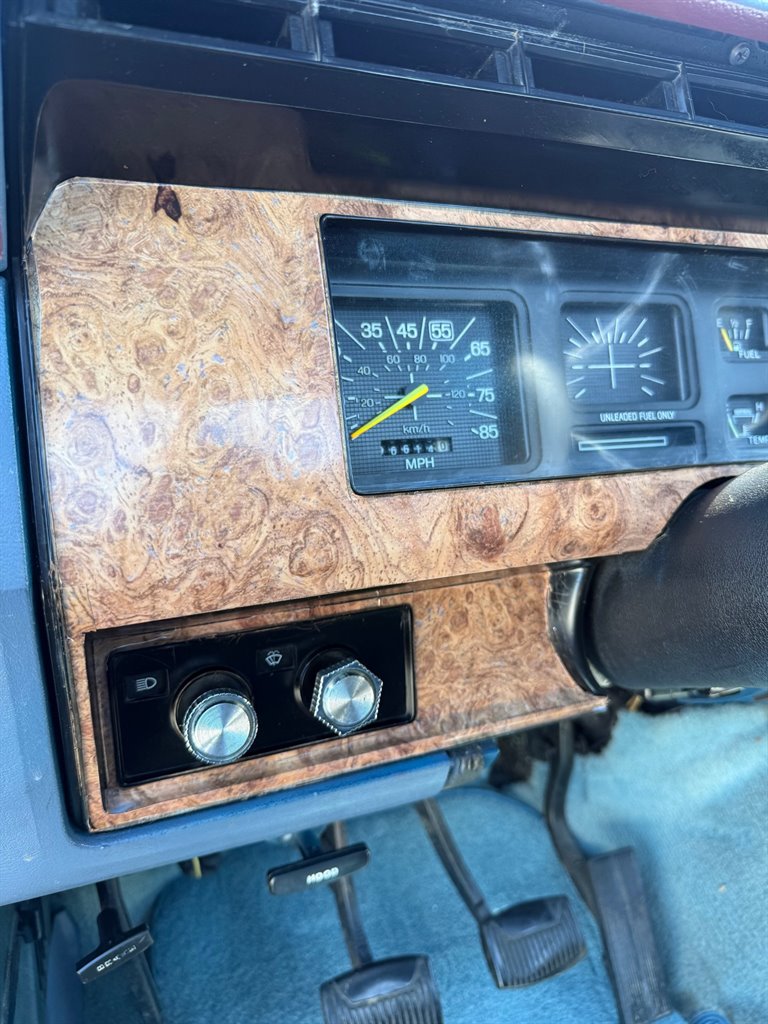 1984 Ford F-150 - $11,800