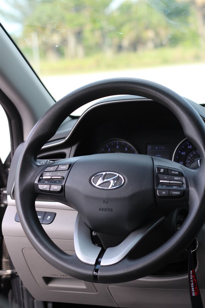 2020 Hyundai Elantra - $10,999