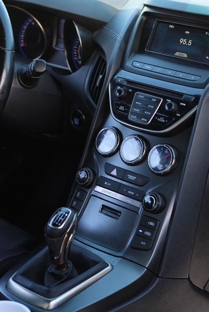 2016 Hyundai Genesis - $12,299
