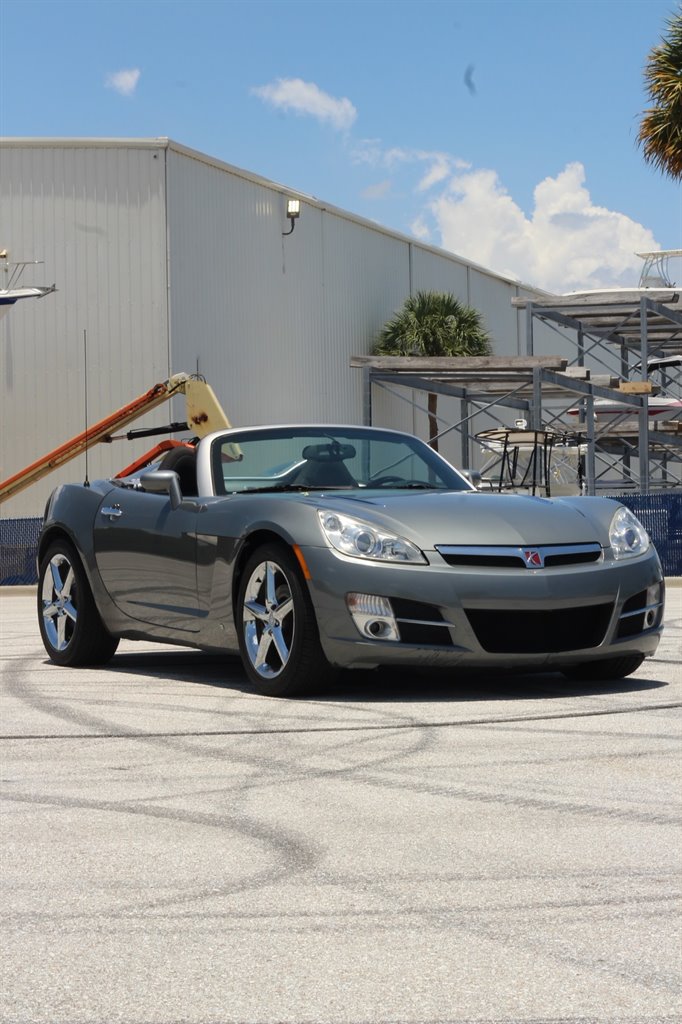 2007 Saturn SKY - $5,999
