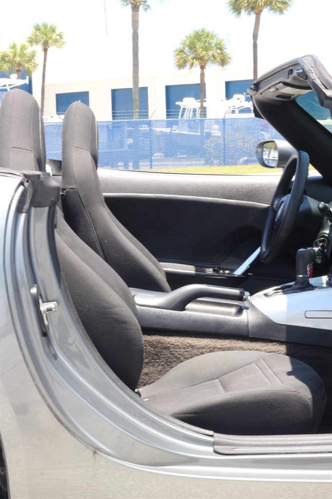 2007 Saturn SKY - $5,999