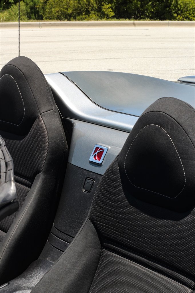 2007 Saturn SKY - $5,999
