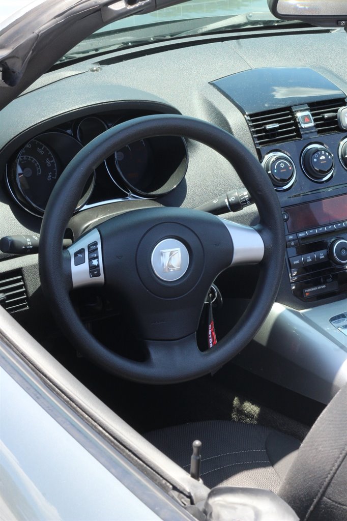 2007 Saturn SKY - $5,999