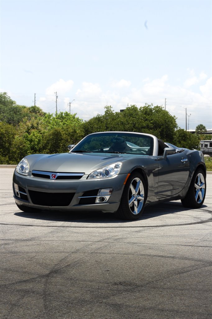 2007 Saturn SKY - $5,999