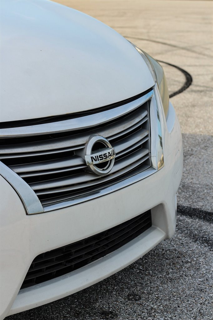 2015 Nissan Sentra - $5,890