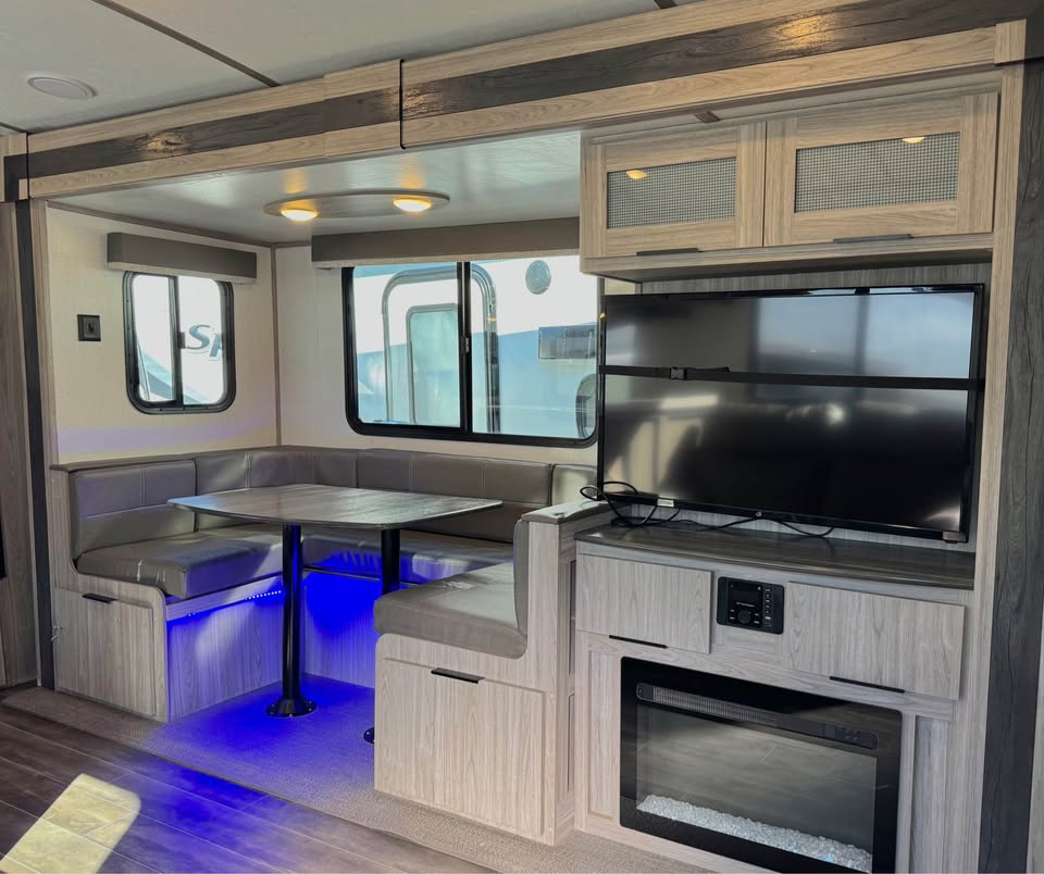 2021 Keystone Keystone - $25,600