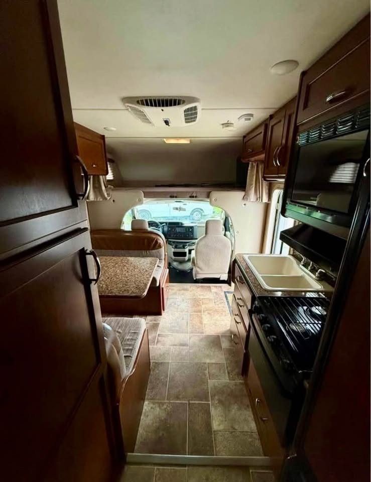 2017 Ford E-450 - $47,000