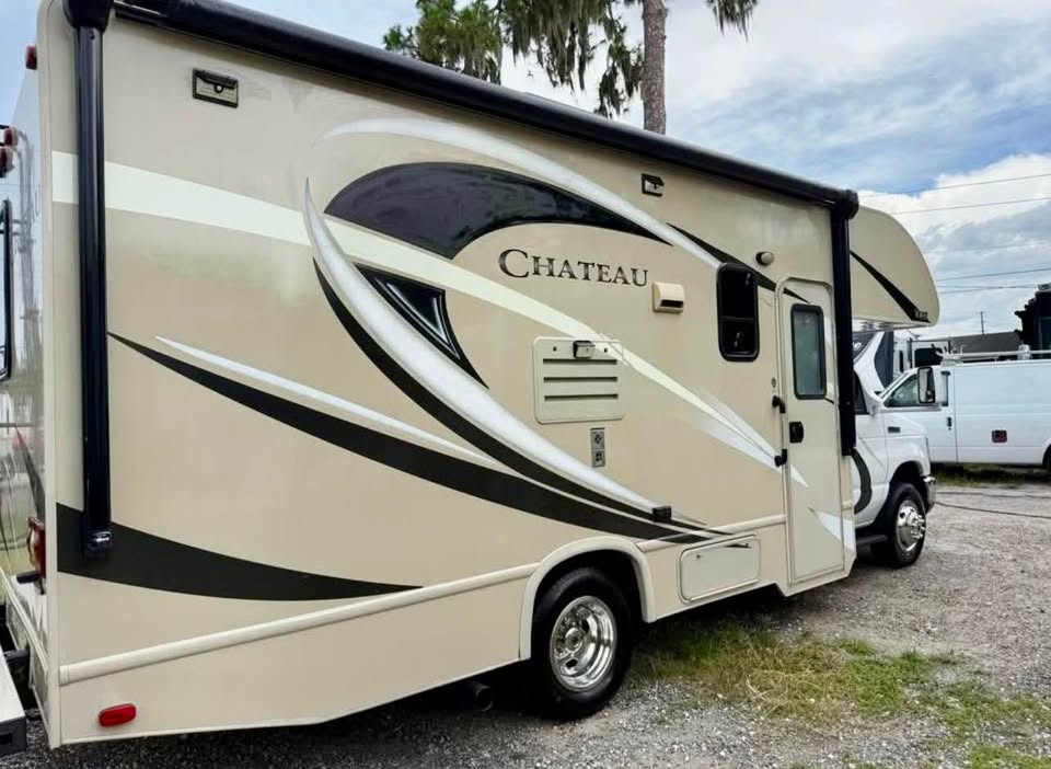 2017 Ford E-450 - $47,000