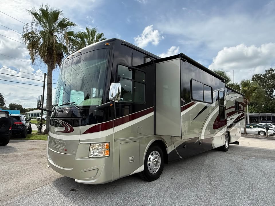2015 Freightliner Xc-m Modular Rail Rear Engine Motor Home Chassis - $79,999