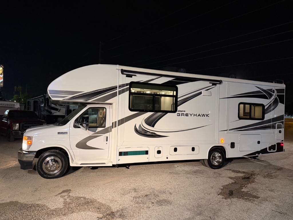2021 Ford E-450 - $54,999