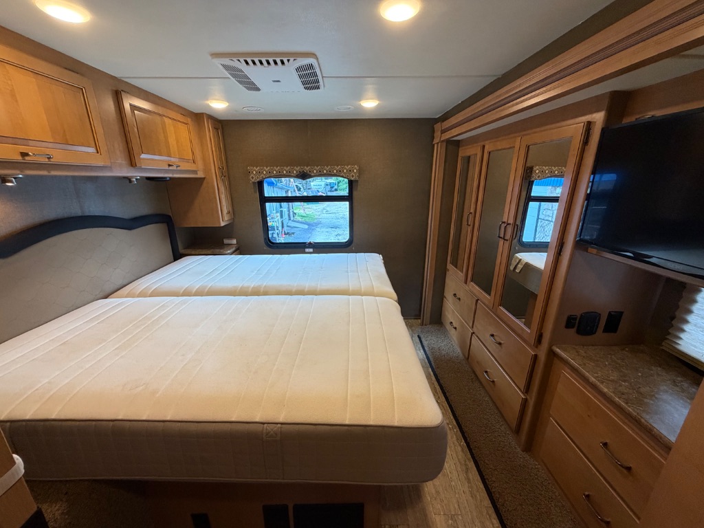 2016 Ford Motorhome Chassis - $34,999