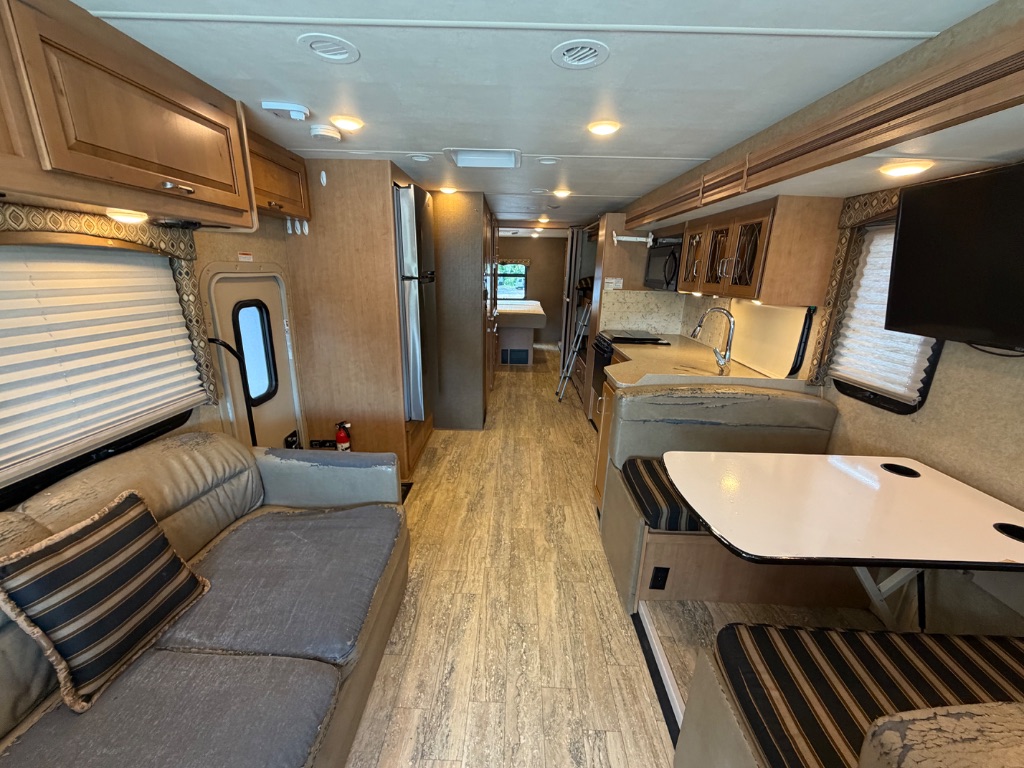 2016 Ford Motorhome Chassis - $34,999