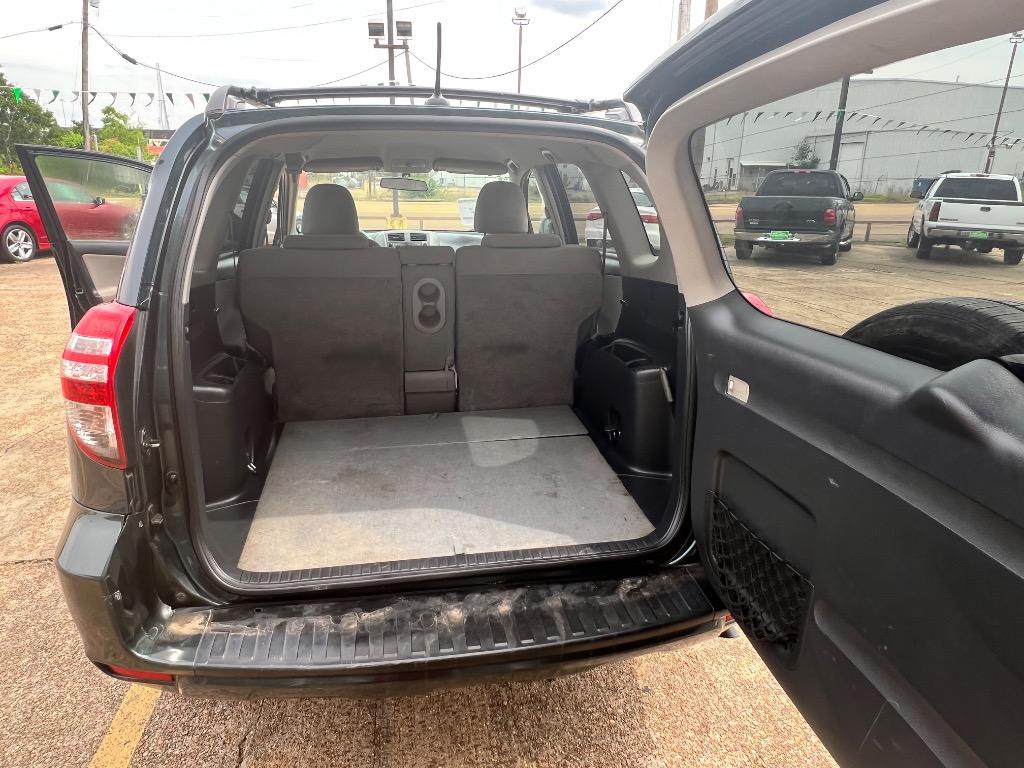 2011 Toyota RAV4 photo