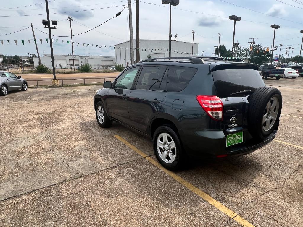 2011 Toyota RAV4 photo