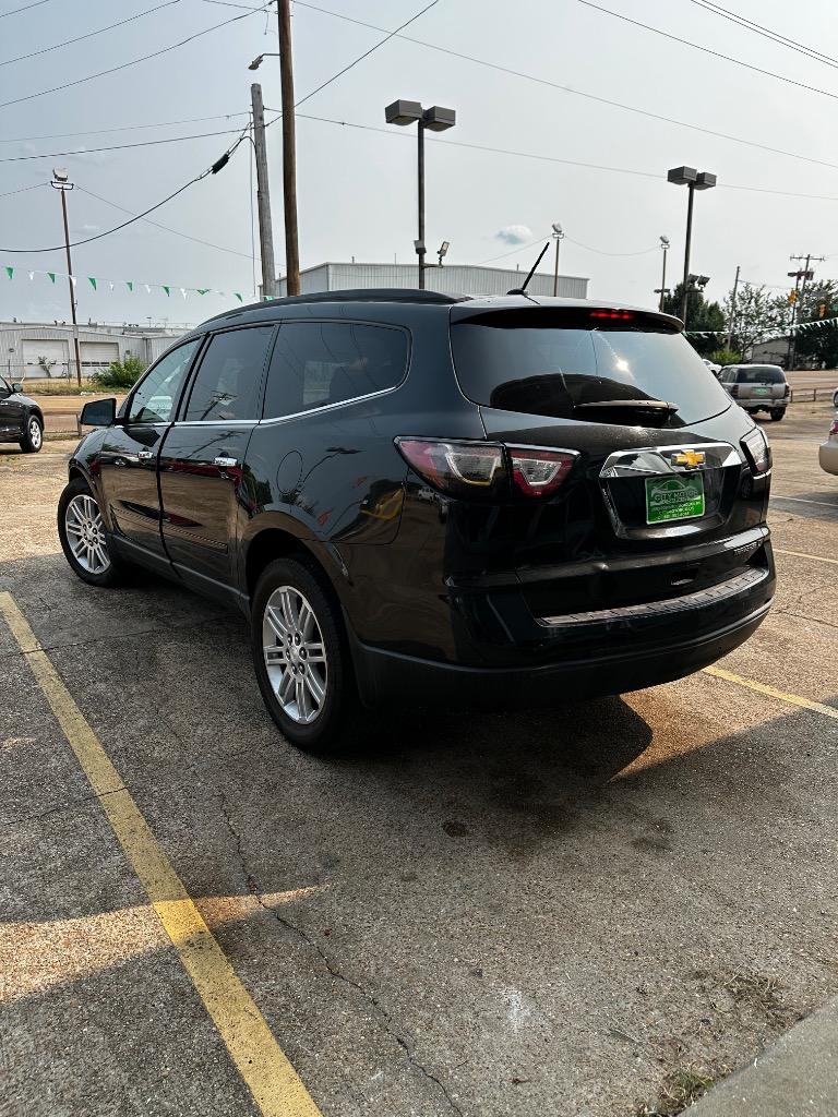 2015 Chevrolet Traverse LT photo