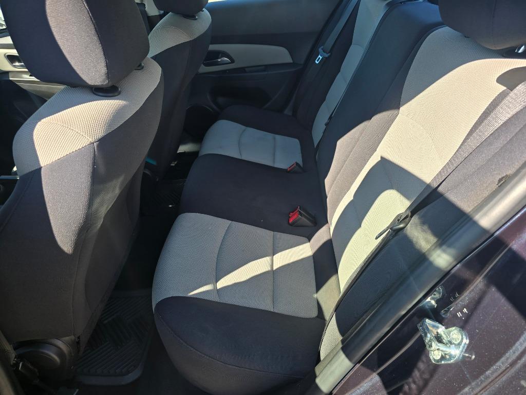 2016 Chevrolet Cruze - $7,450